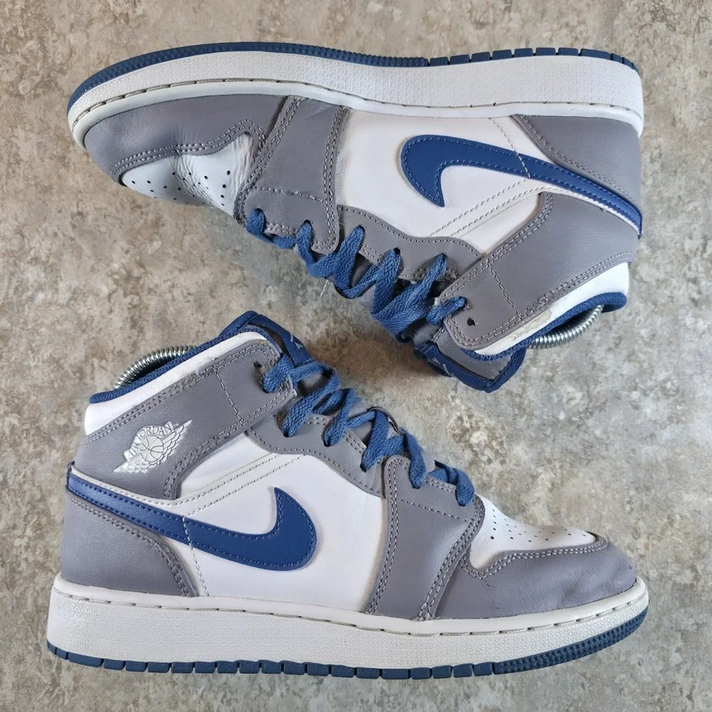 Jordan product pair